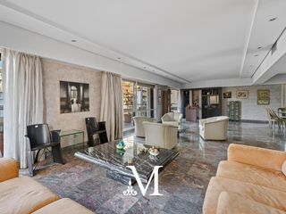 Foto 2 de OPORTUNIDAD !!! SEMIPISO  en venta  Art Tower 5 amb, seg 24 hs, amenties, 2 cocheras y baulera