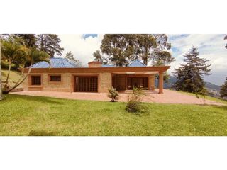 Foto 1 de Venta Hermosa casa Campestre Envigado Escobero  2000m2💰2930 Mill