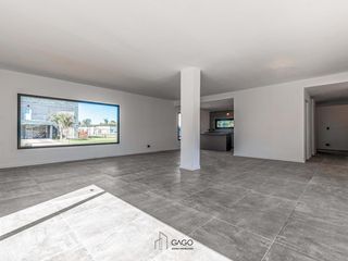 Foto 2 de Casa venta 4 ambientes a estrenar - Mar Del Plata