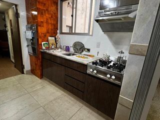 Foto 2 de Departamento en Venta- Av.Chacabuco 150- Tres dormitorios + dependencia