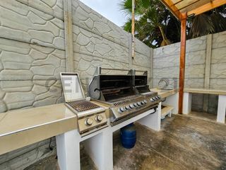 Exclusiva Casa de Playa: Un refugio de lujo frente al mar, en Costa del Campo