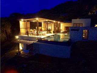 HERMOSA CASA PARA LA VENTA -  VILLETA - CUNDINAMARCA