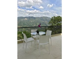 HERMOSA CASA PARA LA VENTA -  VILLETA - CUNDINAMARCA