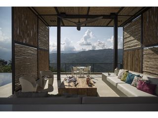 HERMOSA CASA PARA LA VENTA -  VILLETA - CUNDINAMARCA