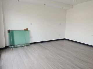 Foto 3 de CASA EN VENTA 6 amb - 3 PLANTAS  - SAINT THOMAS OESTE
