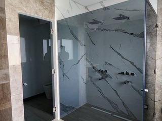 Foto 4 de CASA EN VENTA 6 amb - 3 PLANTAS  - SAINT THOMAS OESTE