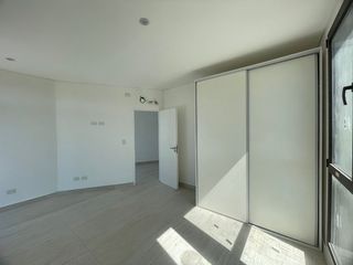 Foto 23 de Casa en alquiler en Loma Verde