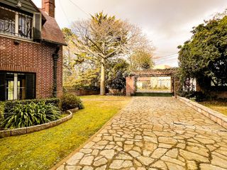 Foto 7 de VENTA | RESIDENCIA DE ESTILO  | ZONA GUEMES - MAR DEL PLATA |