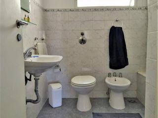 Foto 14 de VENTA Departamento -estilo LOFT Contrafr abierto 2 baños UNICO coch en alquiler