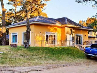 Foto 20 de Venta - Casa de 5 ambientes SOBRE UNA PLANTA en Pinamar - Ninfas 910