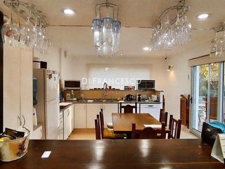 Foto 8 de Venta - Casa de 5 ambientes SOBRE UNA PLANTA en Pinamar - Ninfas 910