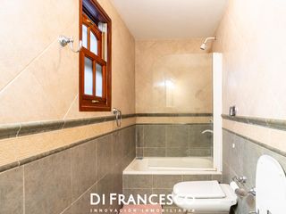 Foto 17 de Venta - Casa de 7 ambientes A 200 MTS DEL MAR en CARILO - CHALET