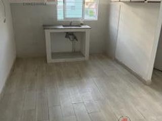 Foto 3 de Casa en planta baja con dos dormitorios, baño, cocina, living, patio. En planta alta dos departamentos de un dormitorio y un monoambiente amplio con b