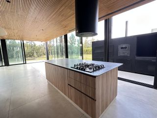 Foto 82 de Casa con 3 dormitorios en Venta y Alquiler en Los Castaños, Nordelta