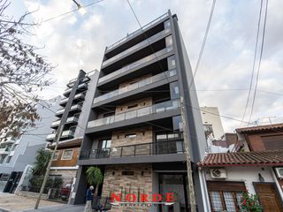 Foto 2 de VENTA • RAMOS MEJÍA  • CATEGORIA • PISO • 3 AMBIENTES • A ESTRENAR • TERRAZA PROPIA•COCHERA CUBIERTA