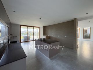 Foto 6 de Casa en venta al lago central con 4 habitaciones en suite en Virazon, Nordelta