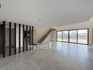 Foto 3 de Casa en venta al lago central con 4 habitaciones en suite en Virazon, Nordelta