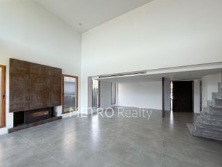 Foto 5 de Casa en venta al lago central con 4 habitaciones en suite en Virazon, Nordelta
