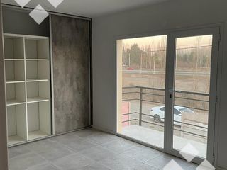 Foto 5 de En venta, dúplex de 2 dormitorios, B° Altos de Alberdi, Plottier.