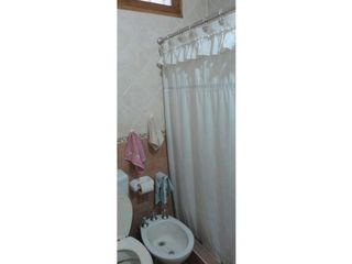 Foto 13 de VENTA DE CASA CONFORTABLE CON QUINCHO Y PILETA, RIVADAVIA (CENTRO)