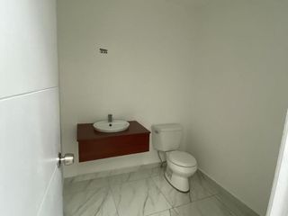Foto 4 de LOCAL COMERCIAL EN RENTA 233 M2 PLANTA BAJA SECTOR REPUBLICA DEL SALVADOR