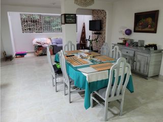 Foto 12 de Vendo  Apartamento  140 mts  Cerro Nutibara