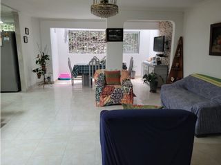 Foto 8 de Vendo  Apartamento  140 mts  Cerro Nutibara