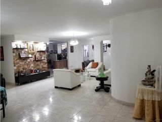 Foto 4 de Vendo  Apartamento  140 mts  Cerro Nutibara