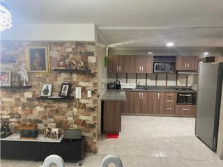 Foto 2 de Vendo  Apartamento  140 mts  Cerro Nutibara