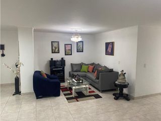 Foto 15 de Vendo  Apartamento  140 mts  Cerro Nutibara