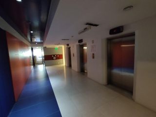 Foto 46 de Oficina en  alquiler