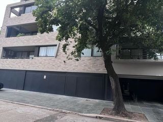 Foto 1 de Cochera cubierta en venta en Villa Luro