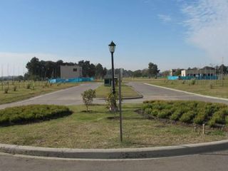 Foto 7 de Hermoso lote Perimetral en Pilar del Este - Santa Elisa