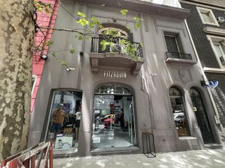 Foto 1 de Local o Terreno frente al shoping Caballito