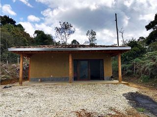 Casa campestre de 2 habitaciones en Varahonda