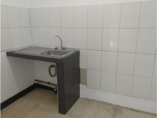 Foto 12 de La Pradera, Local Comercial en Renta, 140m2, 4 Ambientes.