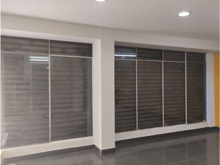 Foto 8 de La Pradera, Local Comercial en Renta, 140m2, 4 Ambientes.