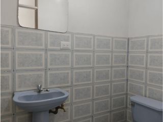 Foto 10 de La Pradera, Local Comercial en Renta, 140m2, 4 Ambientes.