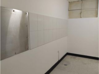 Foto 15 de La Pradera, Local Comercial en Renta, 140m2, 4 Ambientes.