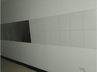 Foto 13 de La Pradera, Local Comercial en Renta, 140m2, 4 Ambientes.
