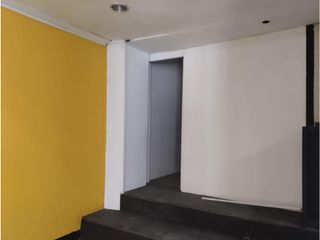 Foto 17 de La Pradera, Local Comercial en Renta, 140m2, 4 Ambientes.