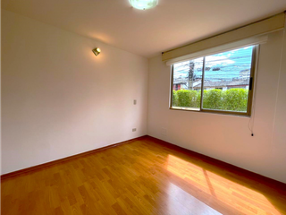 DEPARTAMENTO EN VENTA  3 HAB. PATIO BALCÓN -  AV. GRANADOS (SZ)