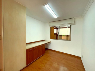 DEPARTAMENTO EN VENTA  3 HAB. PATIO BALCÓN -  AV. GRANADOS (SZ)