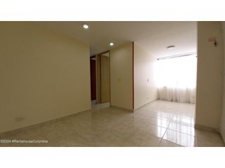 Apartamento en  Ciudad Verde RAH CO: 25-639