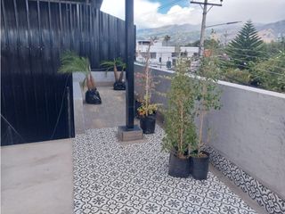 Foto 20 de Puembo, Local Comercial en Renta, 275m2, 2 Ambientes