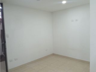Foto 5 de Se renta comodo Apto en el Parque de Cuba Piso 3.