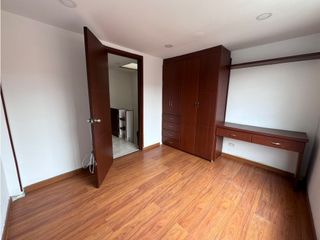 ARRIENDO CASA COMPOSTELA