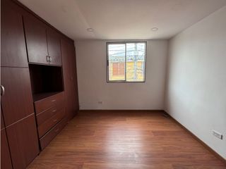 ARRIENDO CASA COMPOSTELA