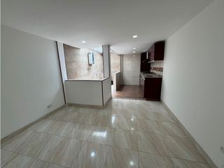 ARRIENDO CASA COMPOSTELA