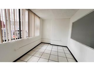 Foto 9 de La Y, Oficina en Renta, 65m2, 5 Ambientes